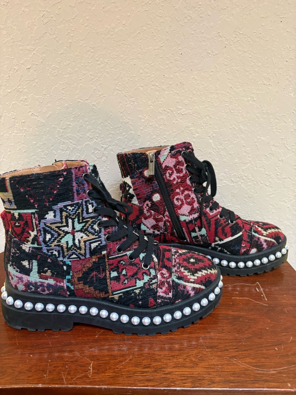 Jessica Simpson Boots - Picture 2 of 6
